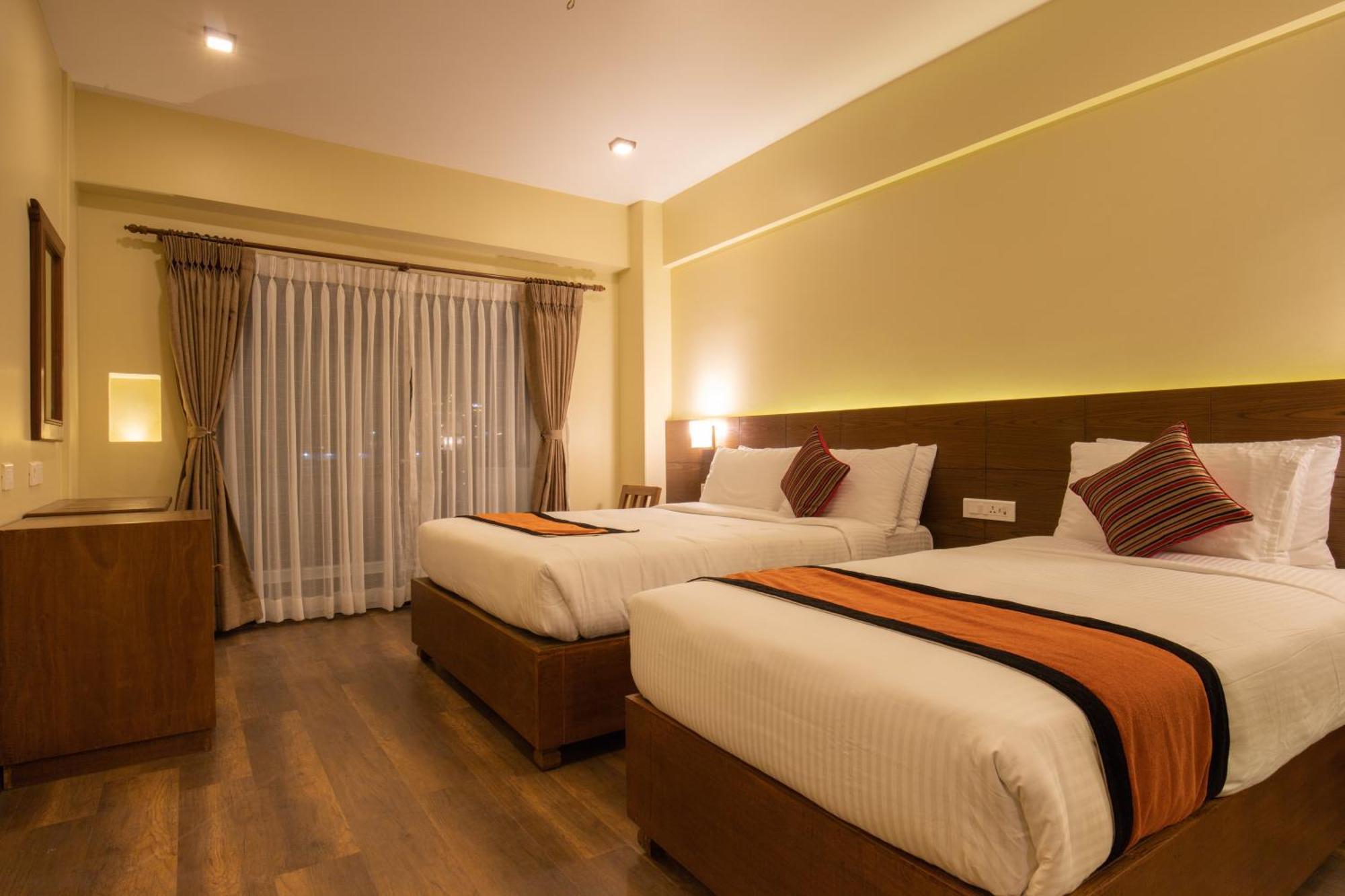 Oaks Inn Plaza Delhi Airport New Delhi Eksteriør billede