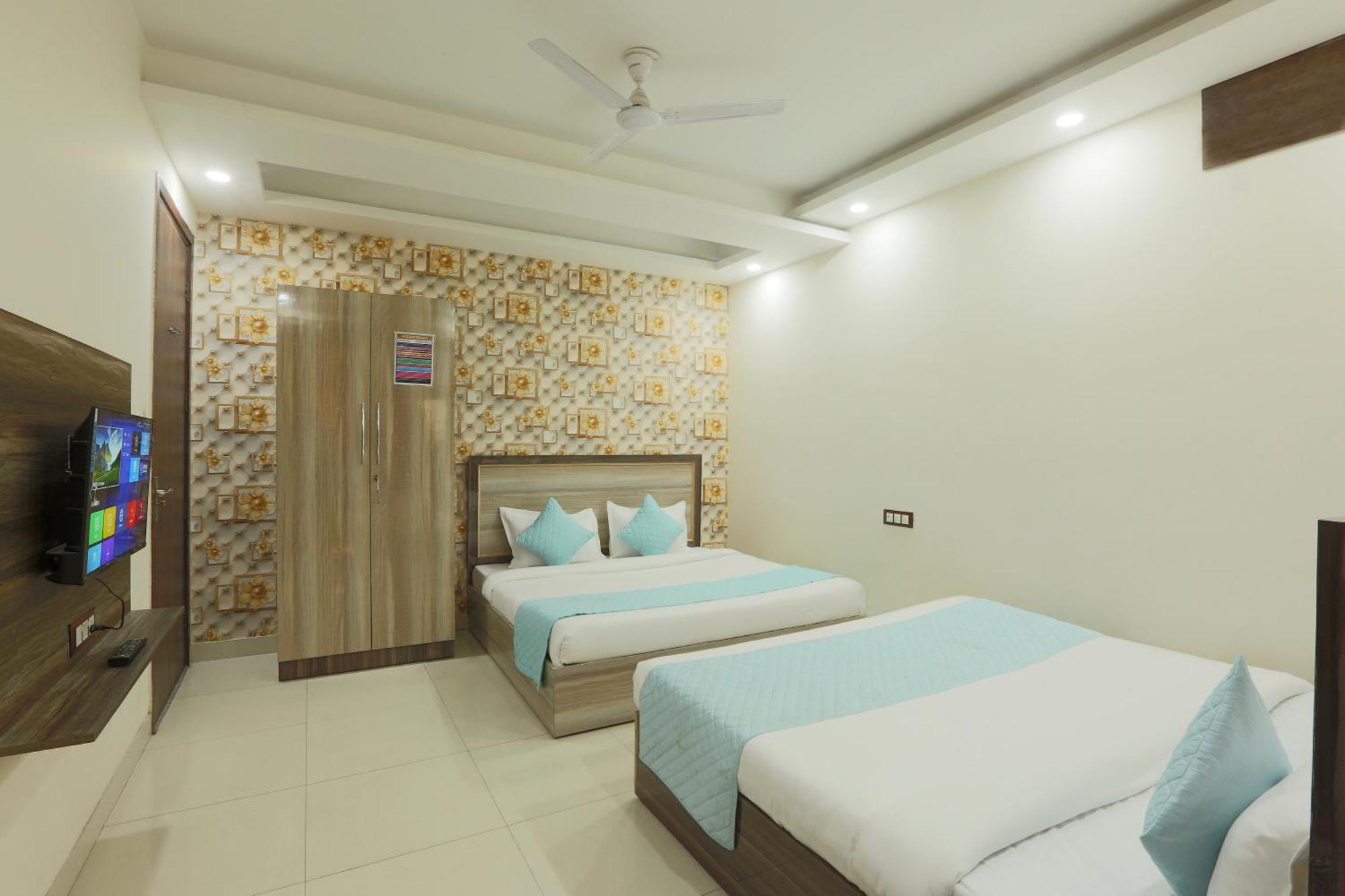 Oaks Inn Plaza Delhi Airport New Delhi Eksteriør billede
